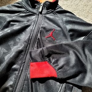 Jordan Youth Jacket Size L (6-7 yrs.)